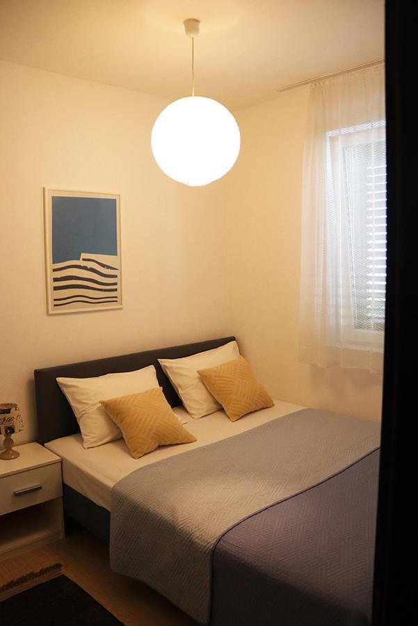 Apartment Doris Шибеник Экстерьер фото